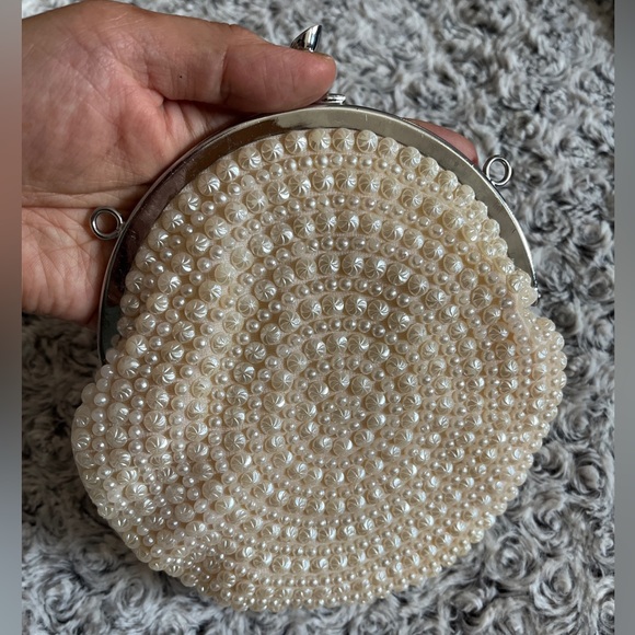 Artel MONTREAL Ivory Circle Beaded Purse Clutch Sequin Wedding Formal Luxury Art - Picture 2 of 16